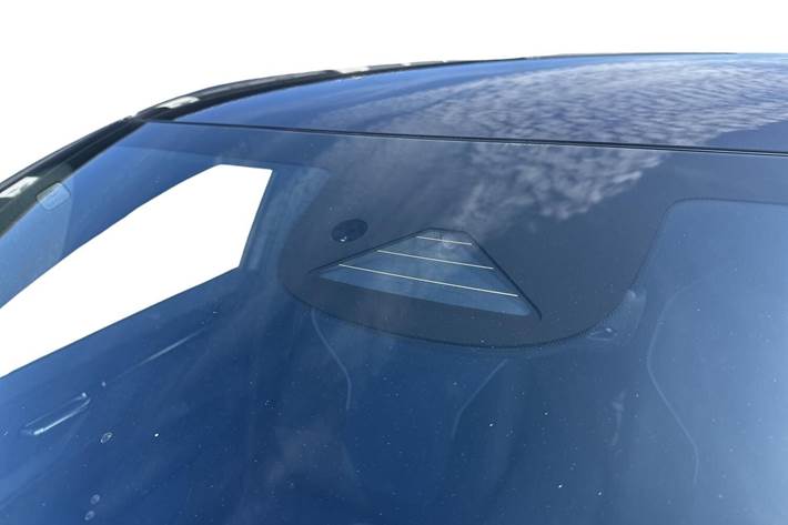 Grå Volvo EX30 fra 2024