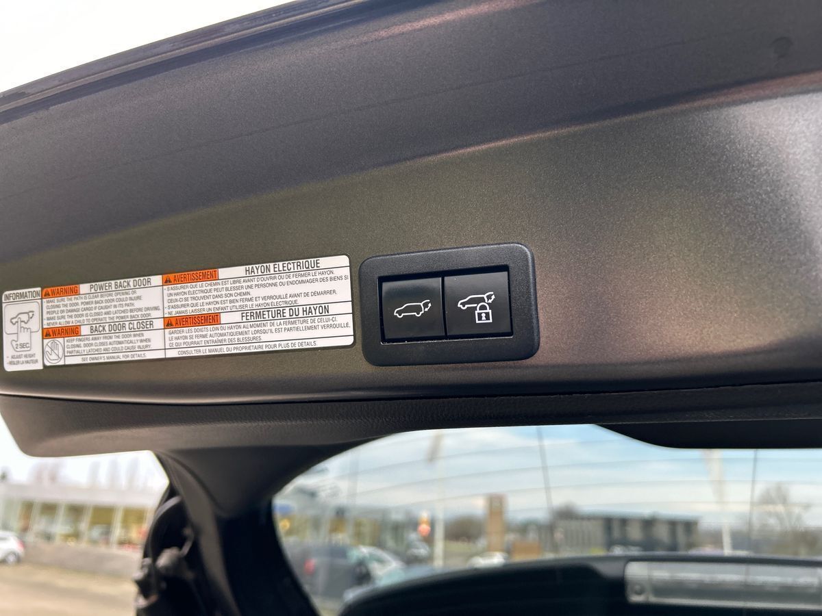 Grå Toyota Yaris Cross fra 2021