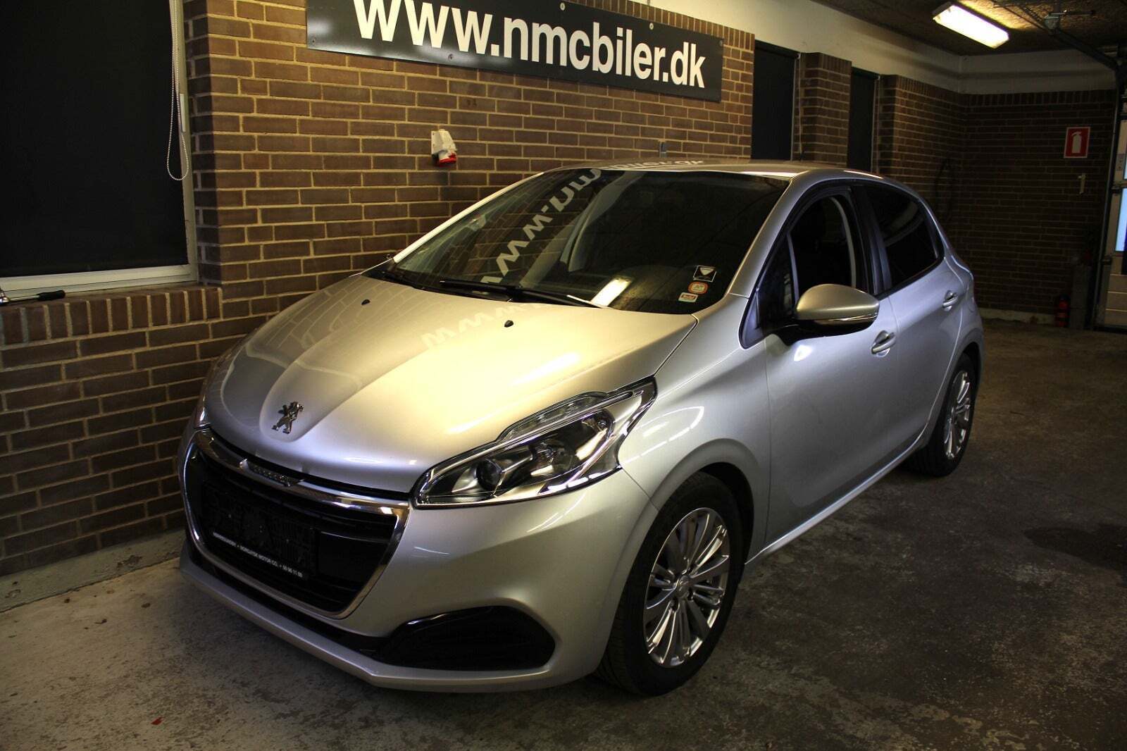 Peugeot 208 1,6 BlueHDi 100 Envy