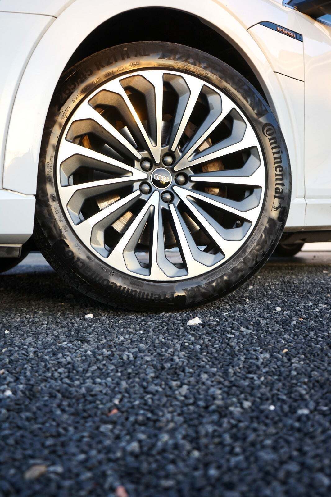 Audi e-tron 55 S-line Sportback quattro