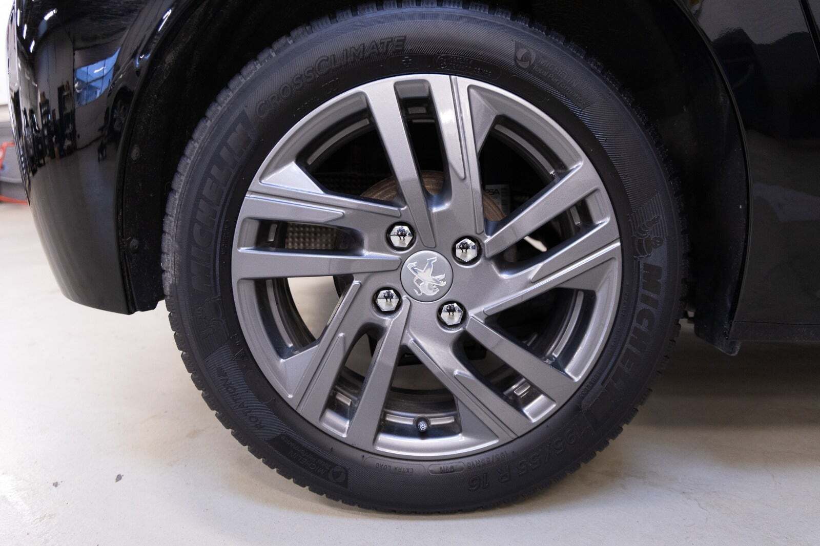 Peugeot 208 1,2 PureTech 75 Prime