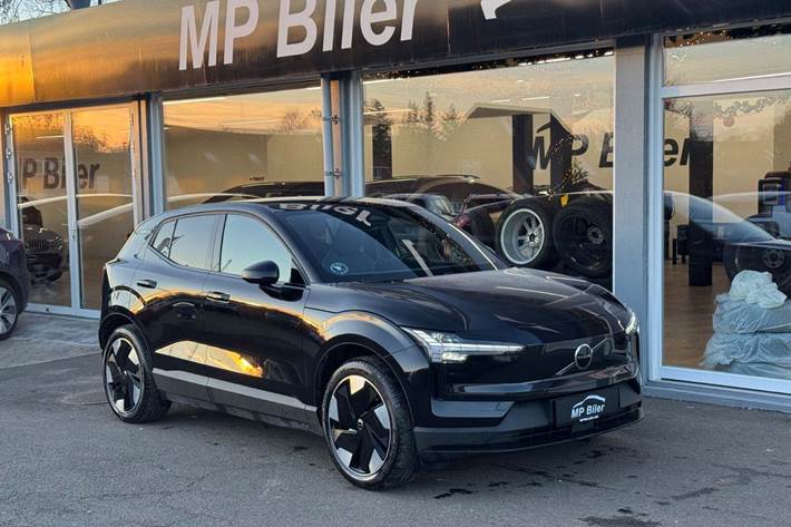 Sort Volvo EX30 fra 2024