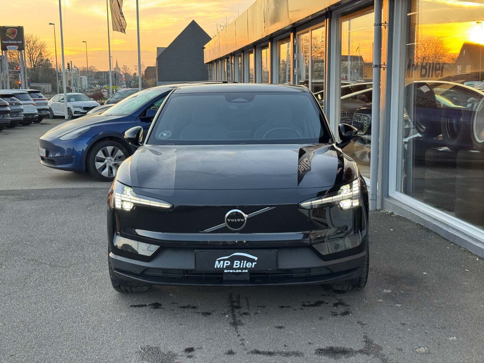 Sort Volvo EX30 fra 2024
