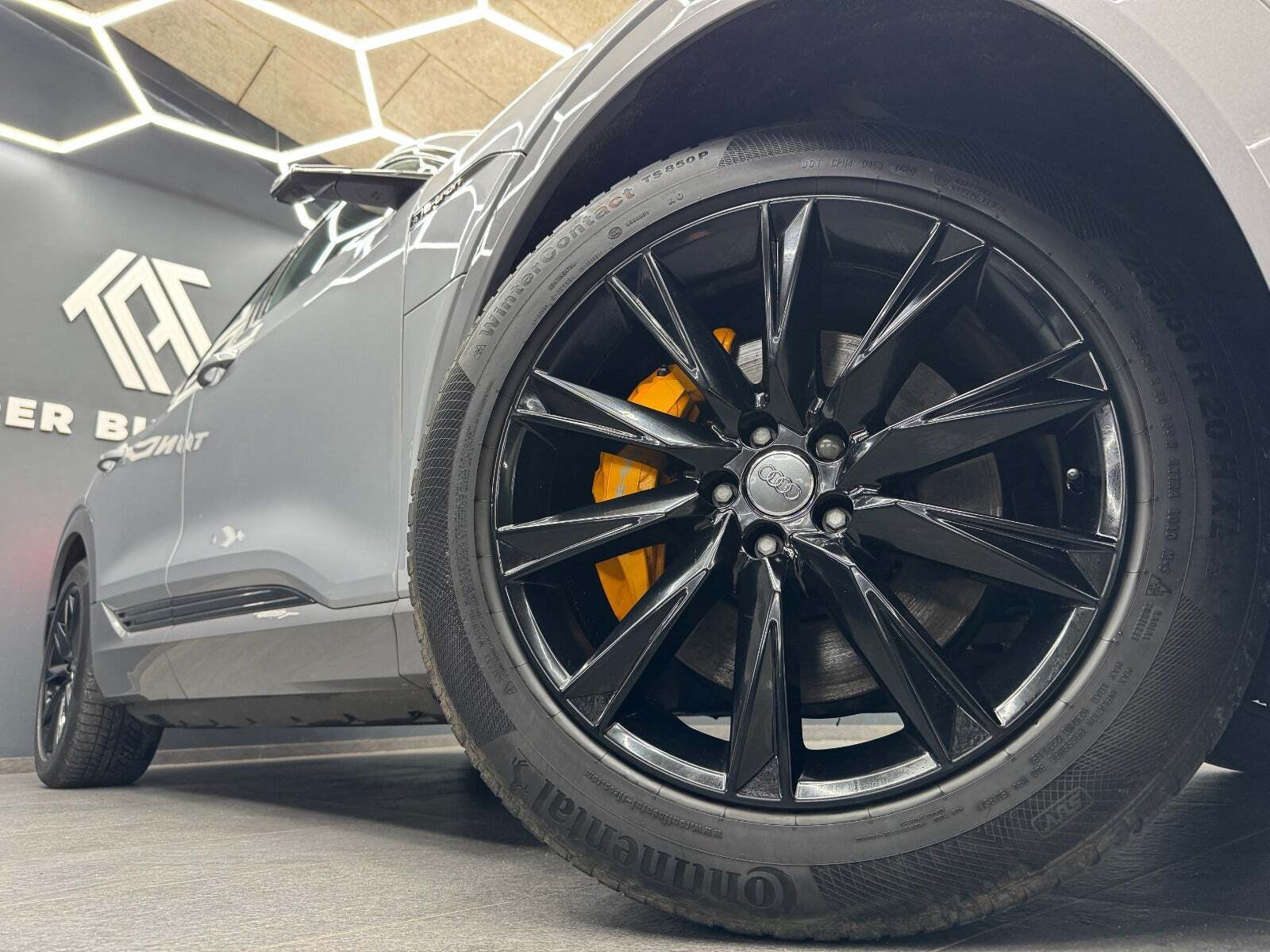 Audi e-tron 55 S-line Sportback quattro