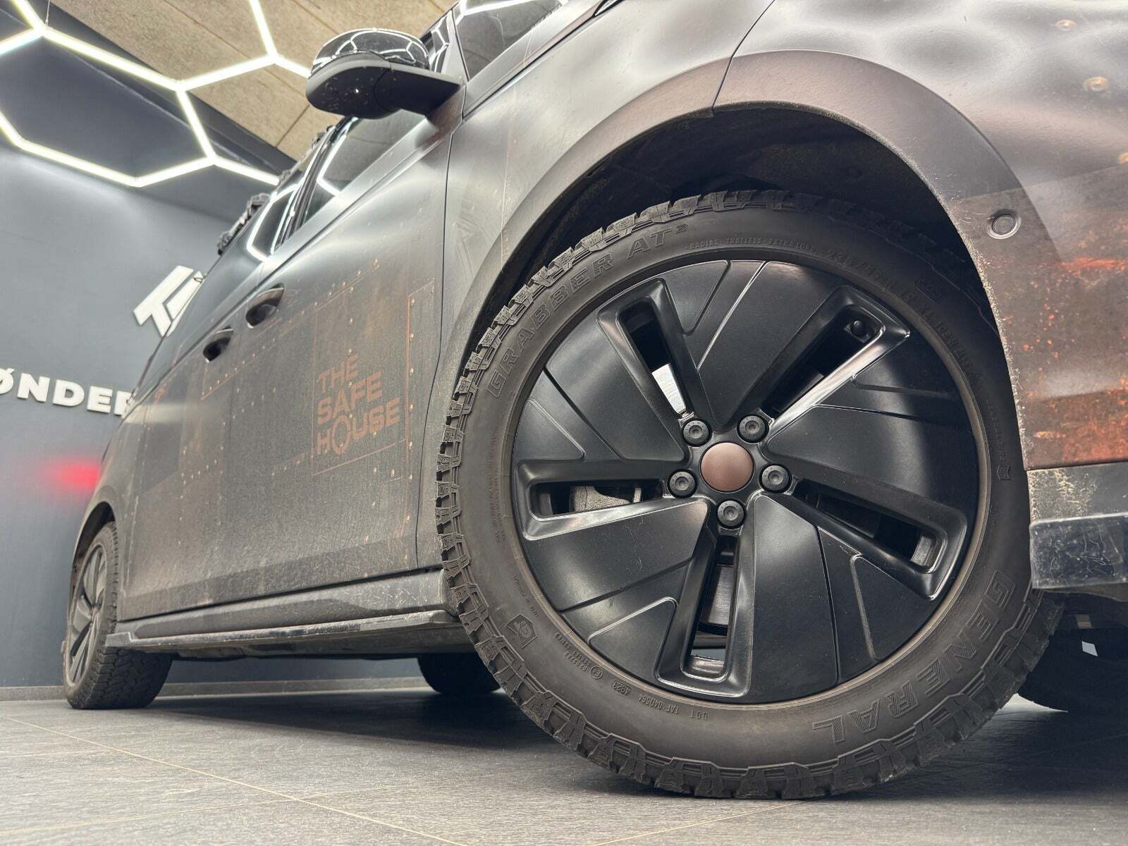 VW ID.Buzz 79 Life SWB