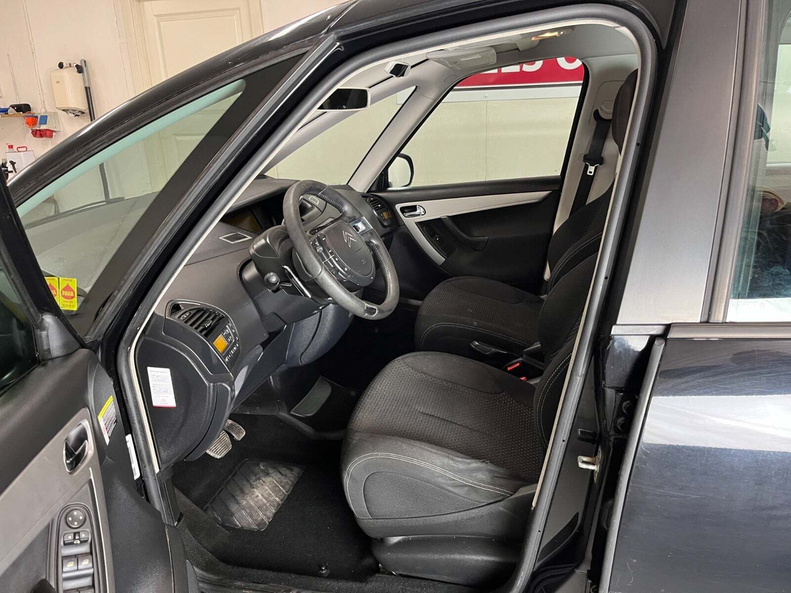 Citroën Grand C4 Picasso 1,6 HDi 109 Seduction E6G 7prs