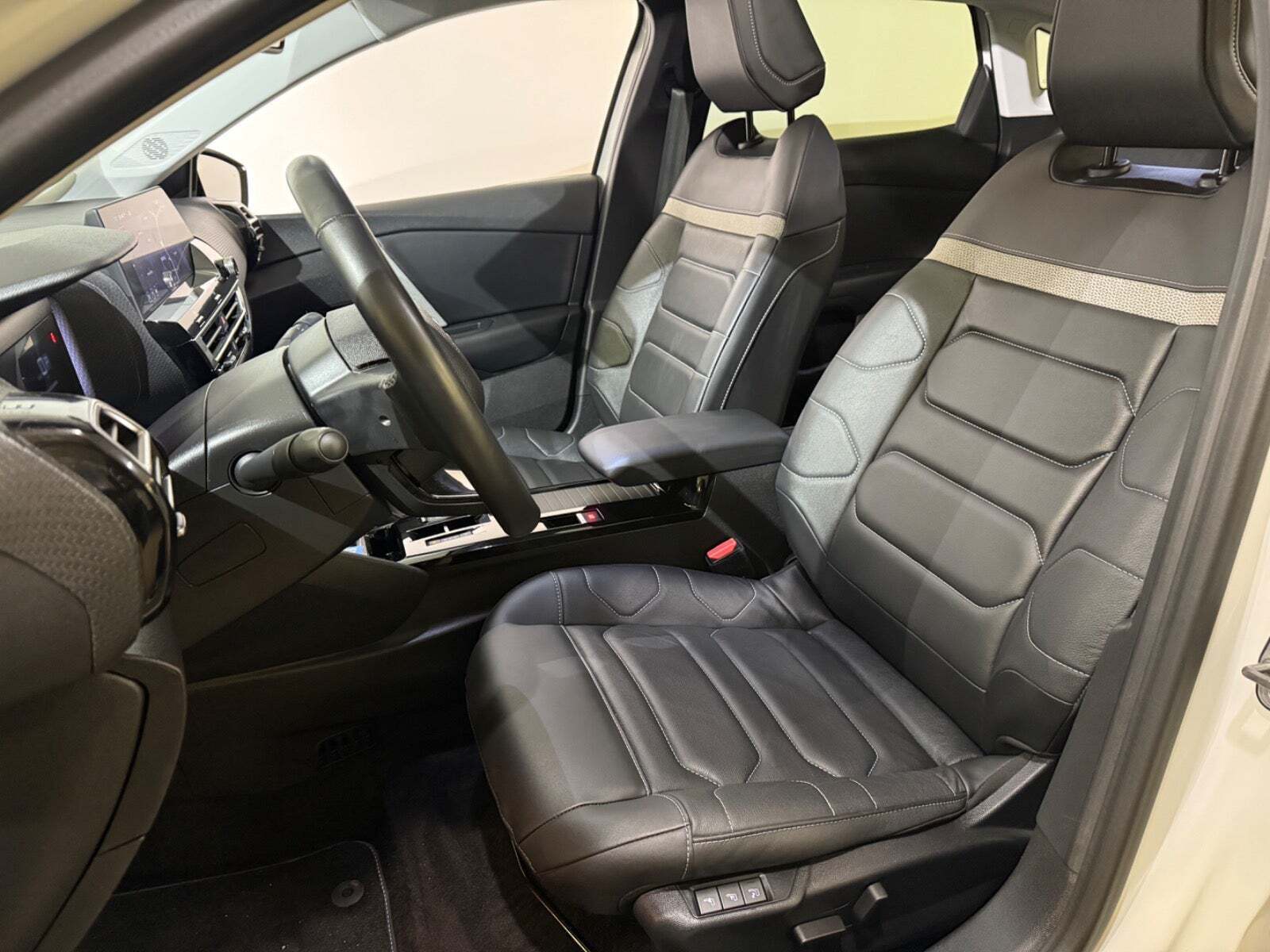 Citroën ë-C4 X 50 Shine Pack