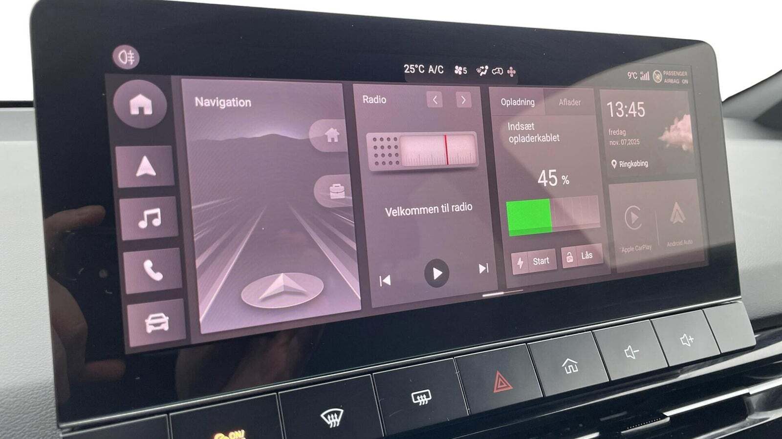 Beige MG 4 fra 2023