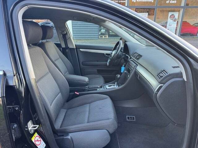 Audi A4 2,0 TDi 140 S-line Avant