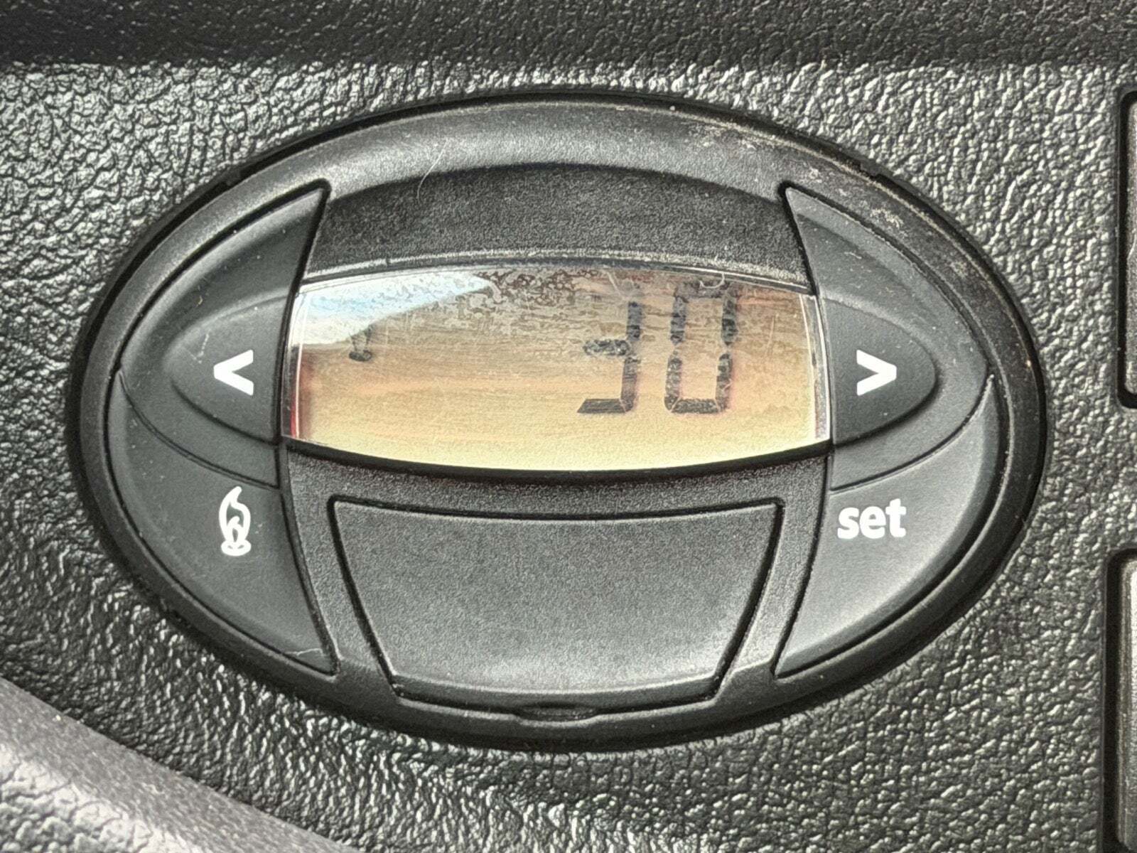 Sort Peugeot Boxer 335 fra 2019