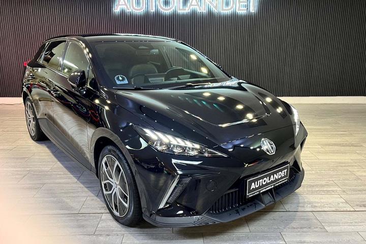 Sort MG MG4 fra 2023 set udefra