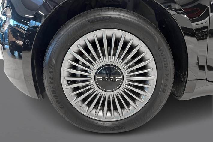 undefined Fiat 500e fra 2024