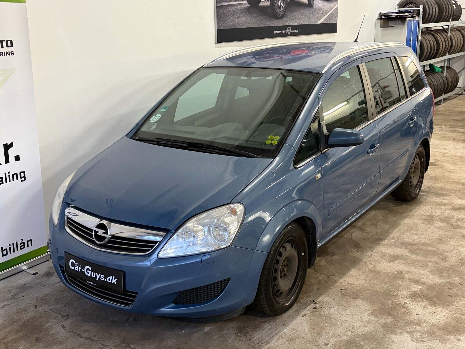 Opel Zafira 1,8 16V Limited 7prs
