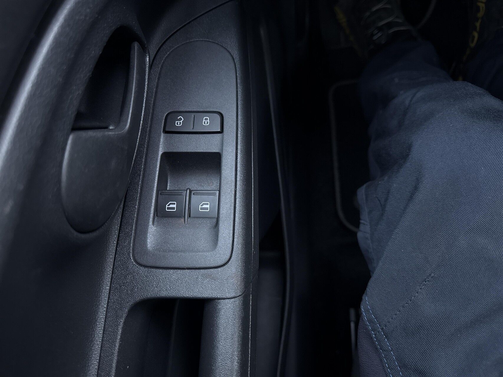 Grå VW e-up fra 2022