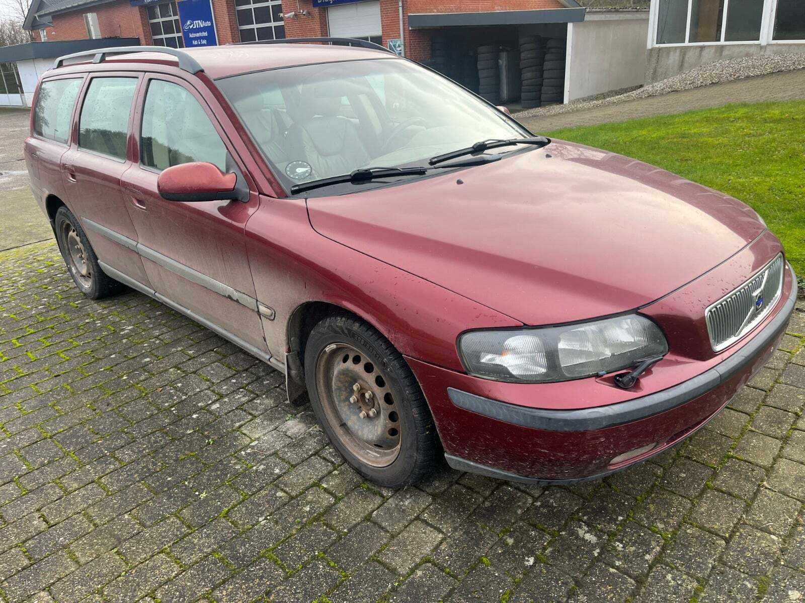 Volvo V70 2,4 T 200 aut.