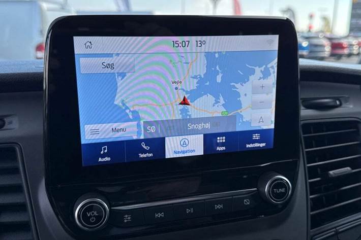 Sølv Ford Transit Custom 300L fra 2022