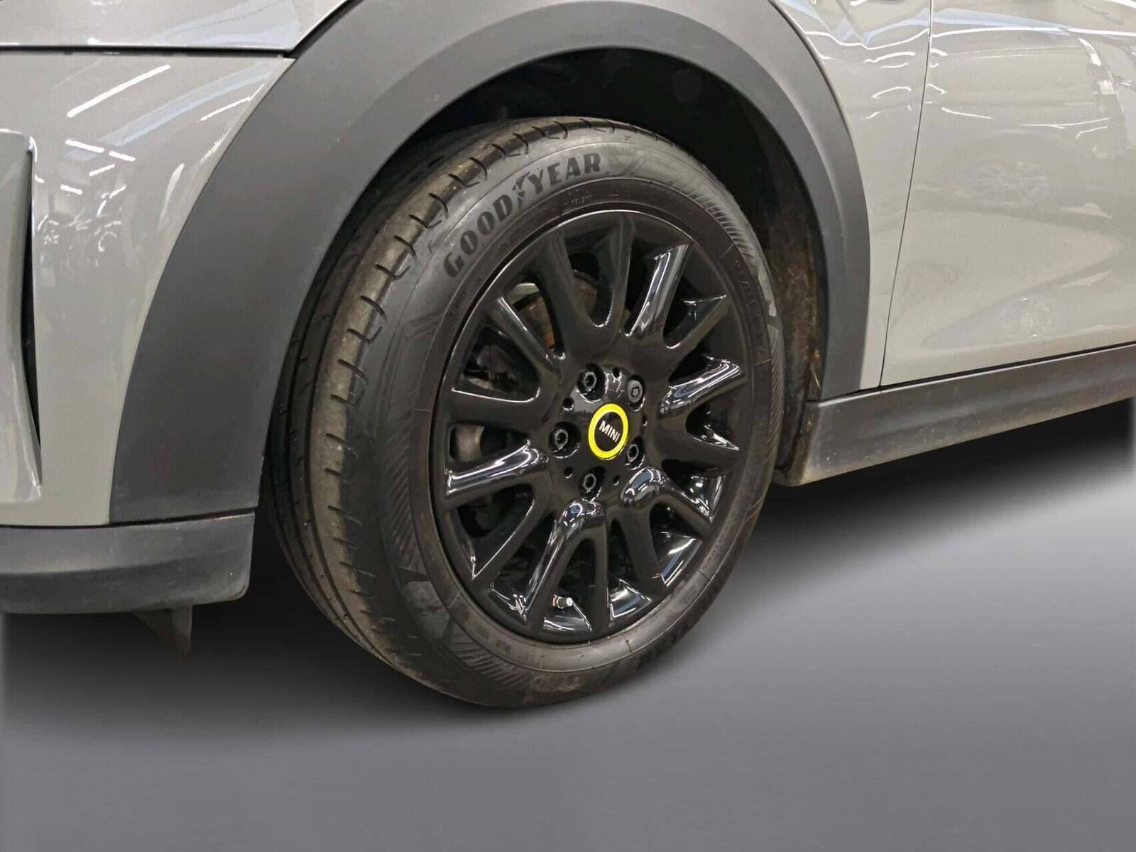 Grå Mini Cooper SE fra 2022