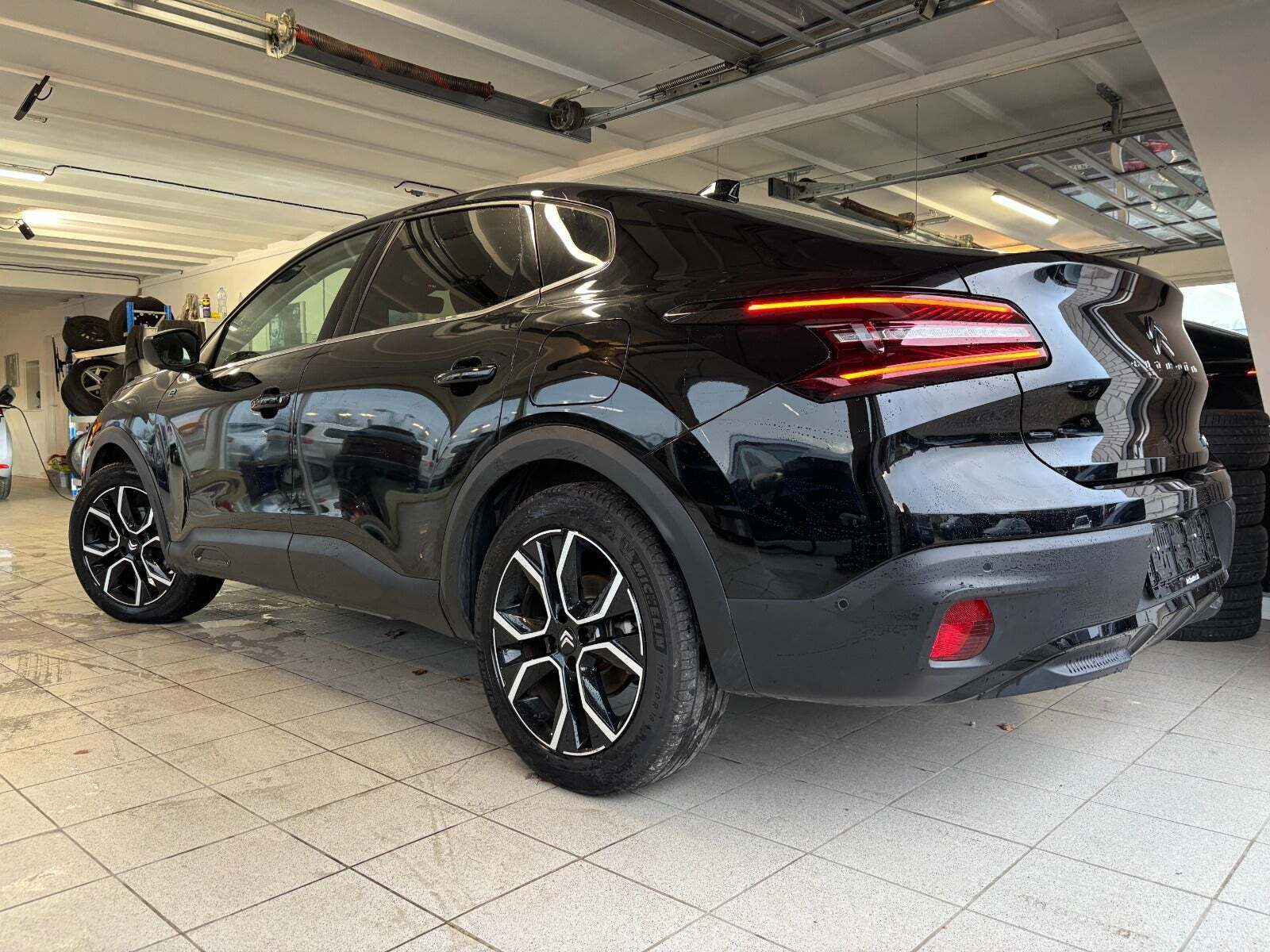 Citroën ë-C4 X 50 Shine