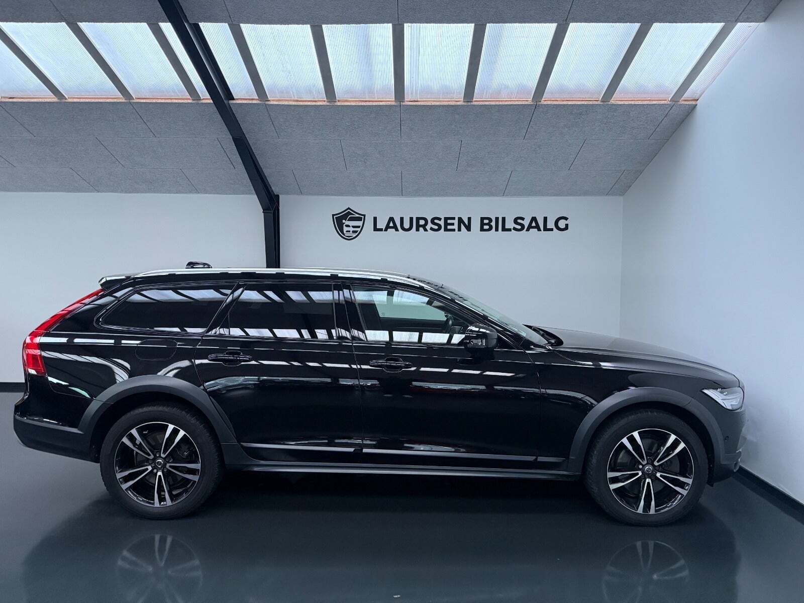 Volvo V90 CC 2,0 D5 235 Pro aut. AWD