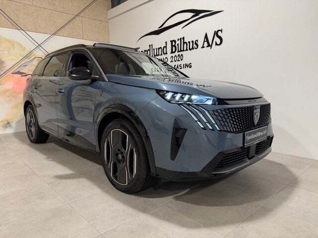 Peugeot e-5008 77 GT Pack 7prs