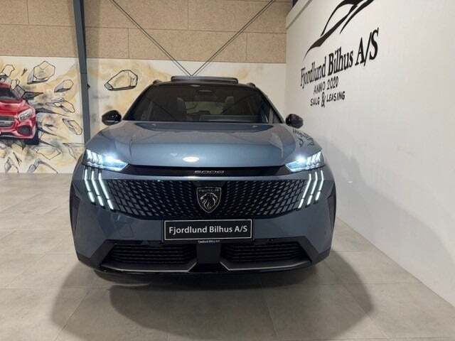 Peugeot e-5008 77 GT Pack 7prs