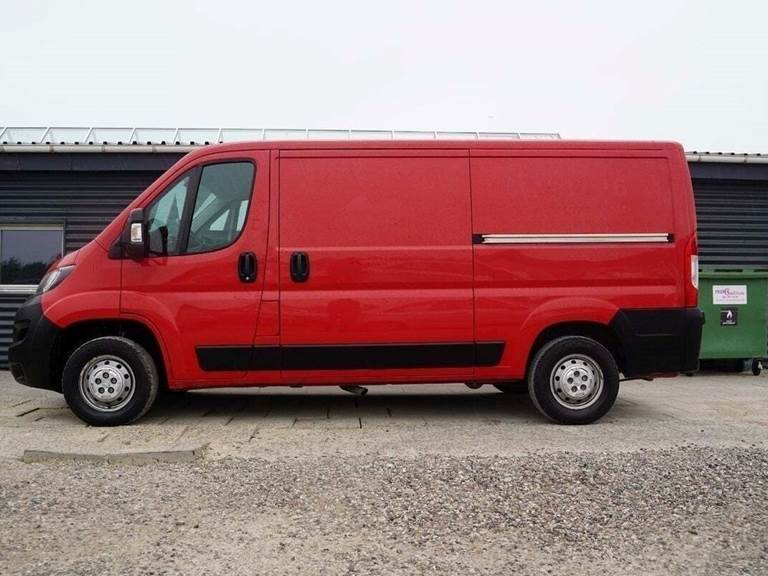 Peugeot Boxer 330 2,0 BlueHDi 130 L2H2