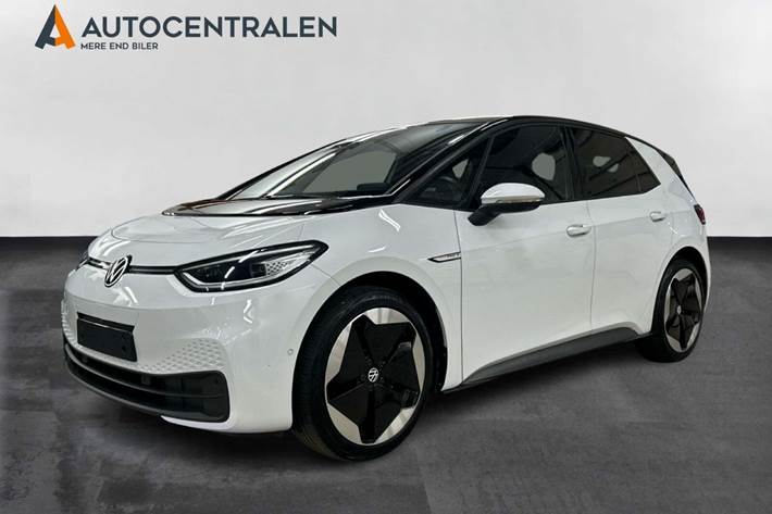 Hvid VW ID.3 fra 2023 set udefra