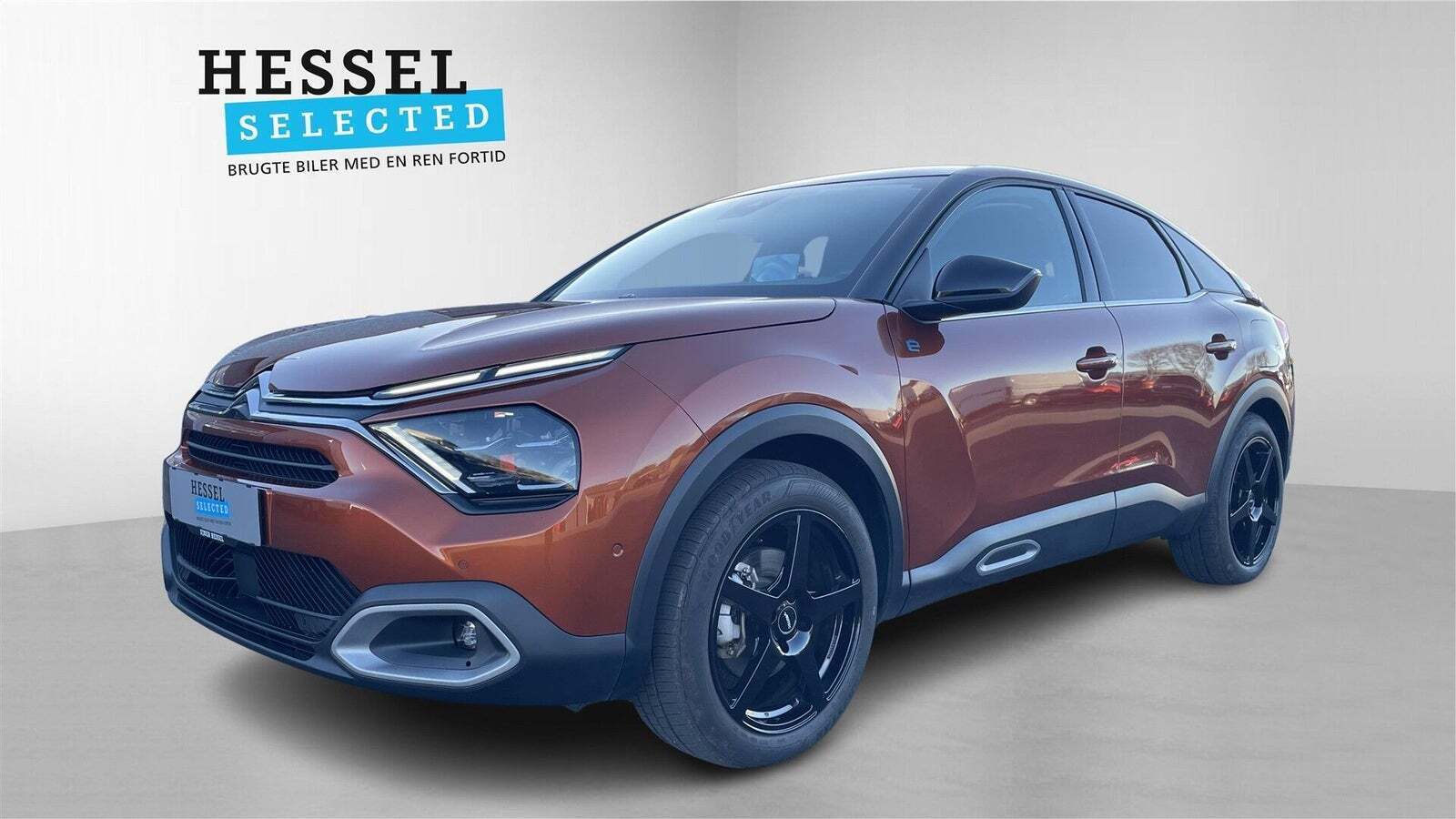 Orange Citroën ë-C4 fra 2023 set udefra