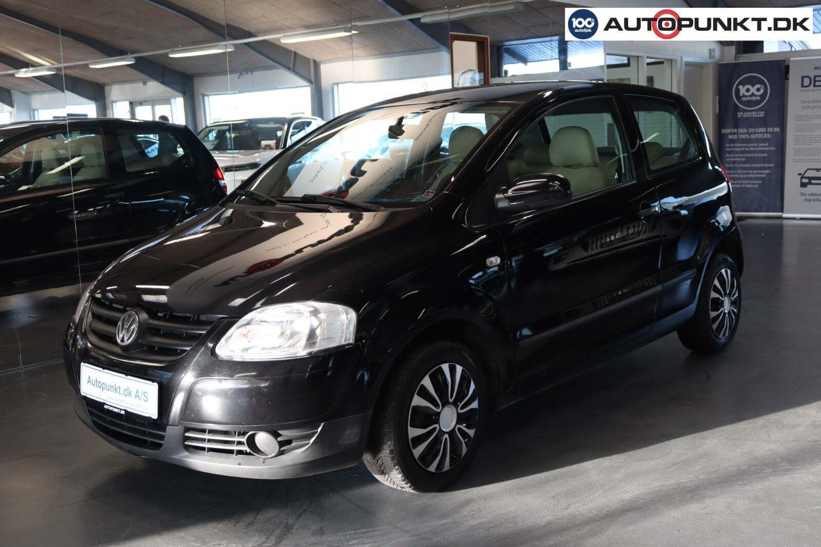 Sort VW Fox fra 2006