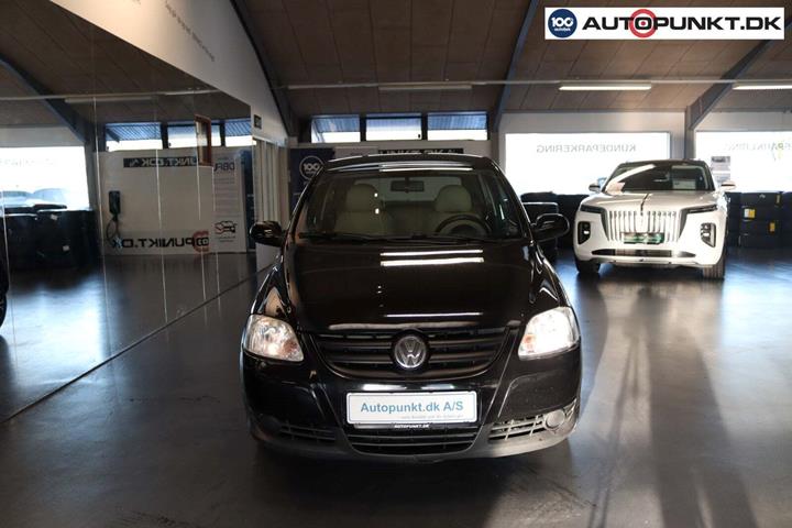 Sort VW Fox fra 2006