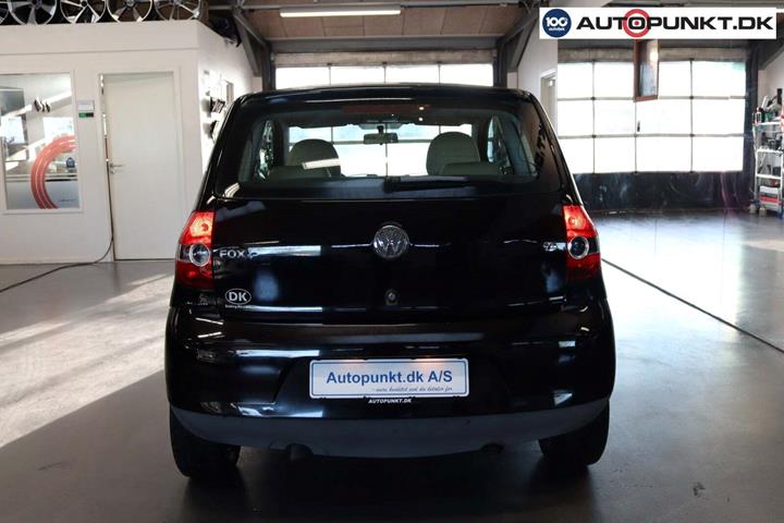 Sort VW Fox fra 2006