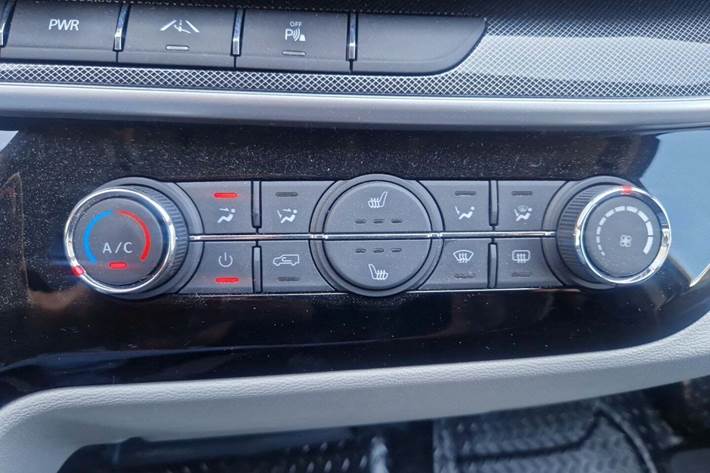 Sort Maxus e-Deliver 9 fra 2023