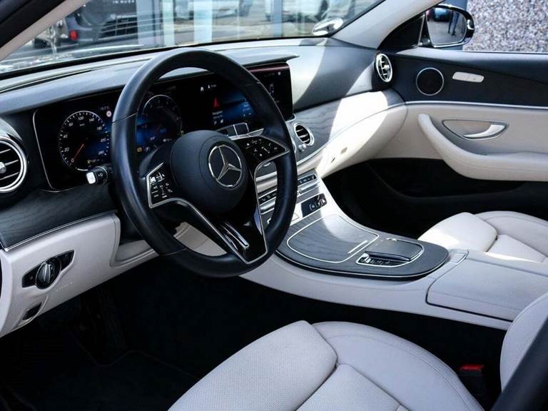 Mercedes E300 de 2,0 Avantgarde stc. aut.