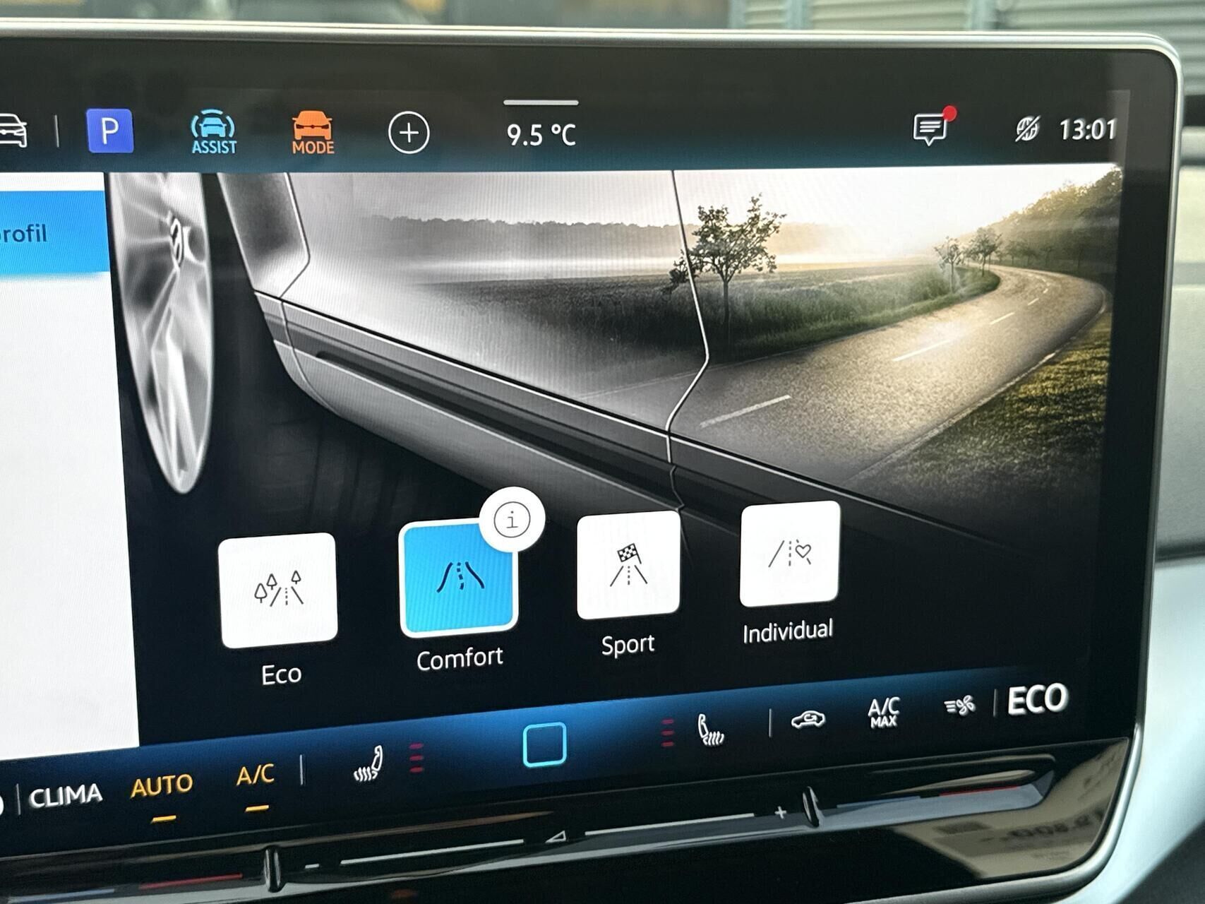 Hvid VW ID.4 fra 2025