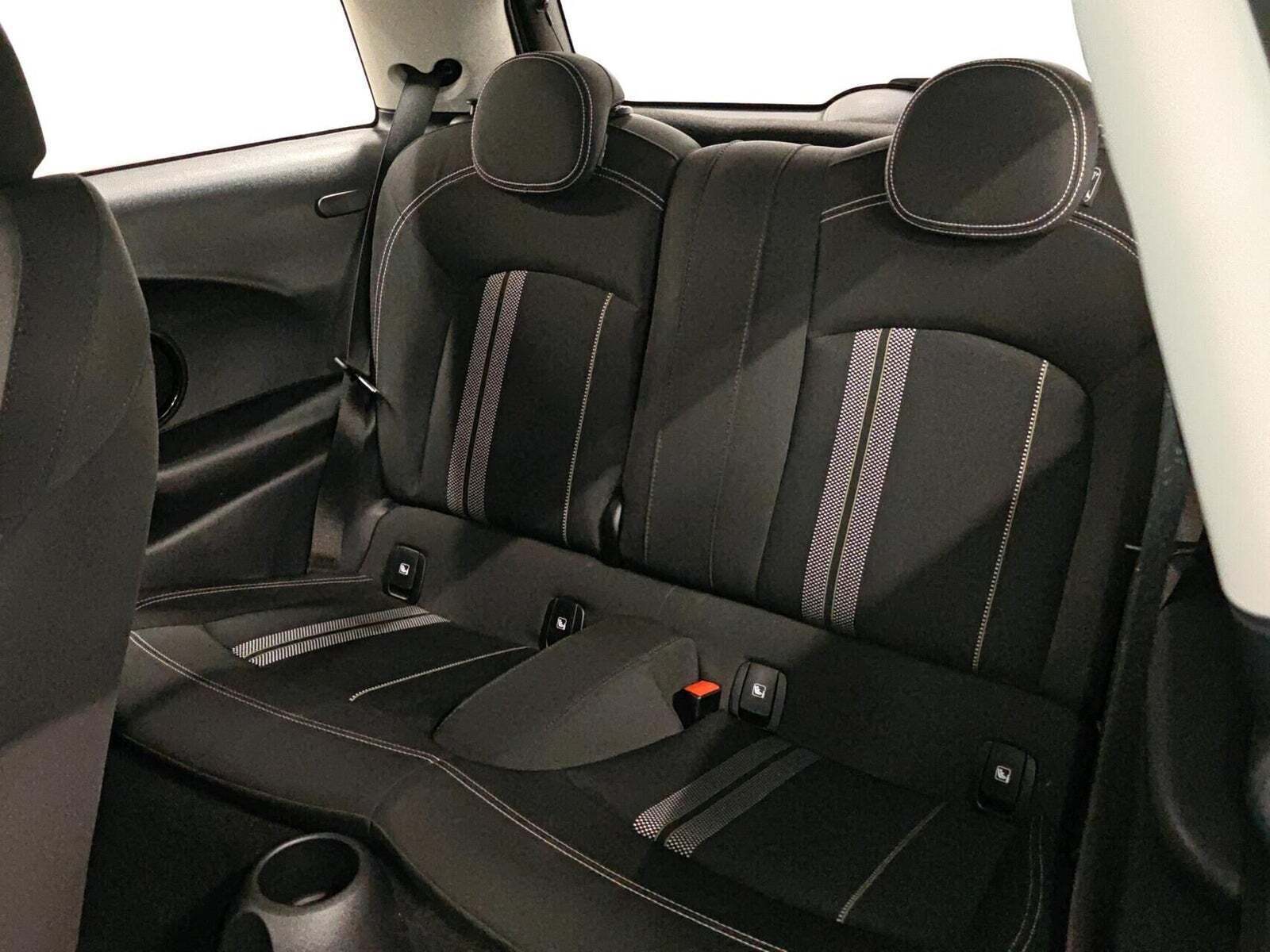 Mini Cooper SE Classic Trim