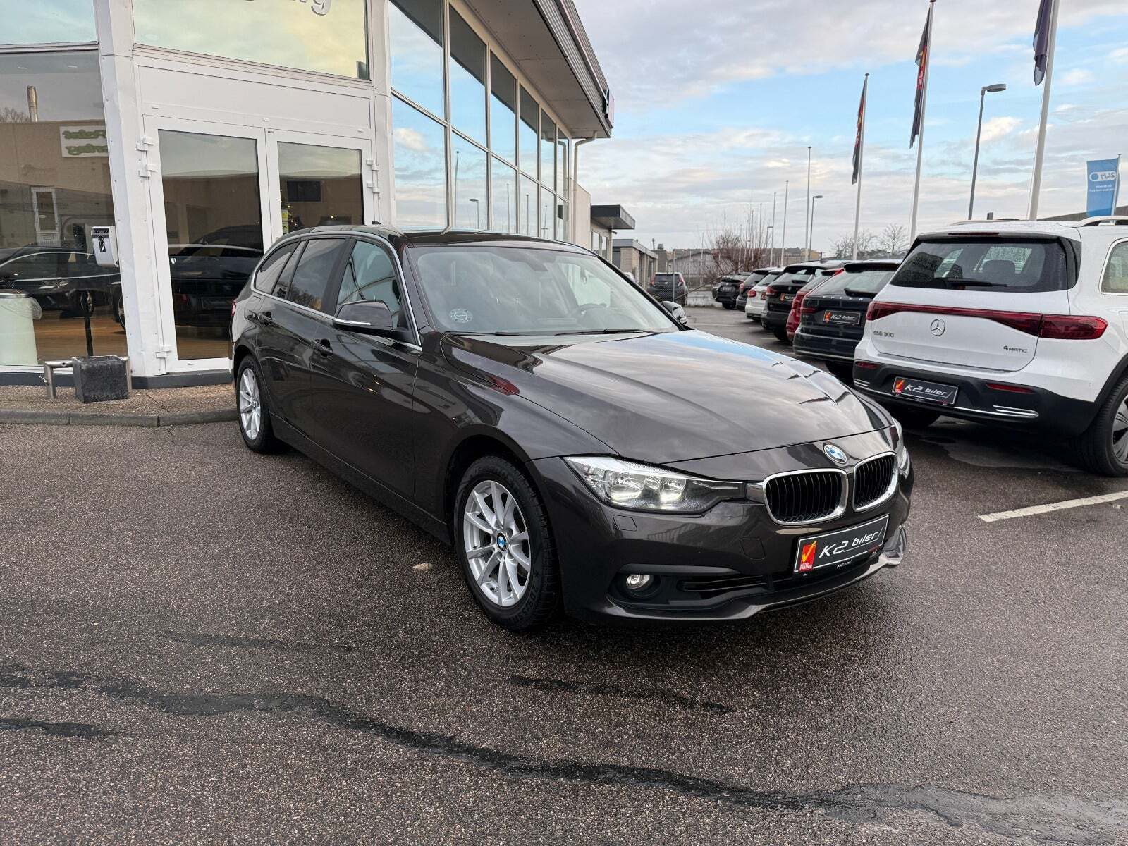 BMW 320i 2,0 Touring aut.