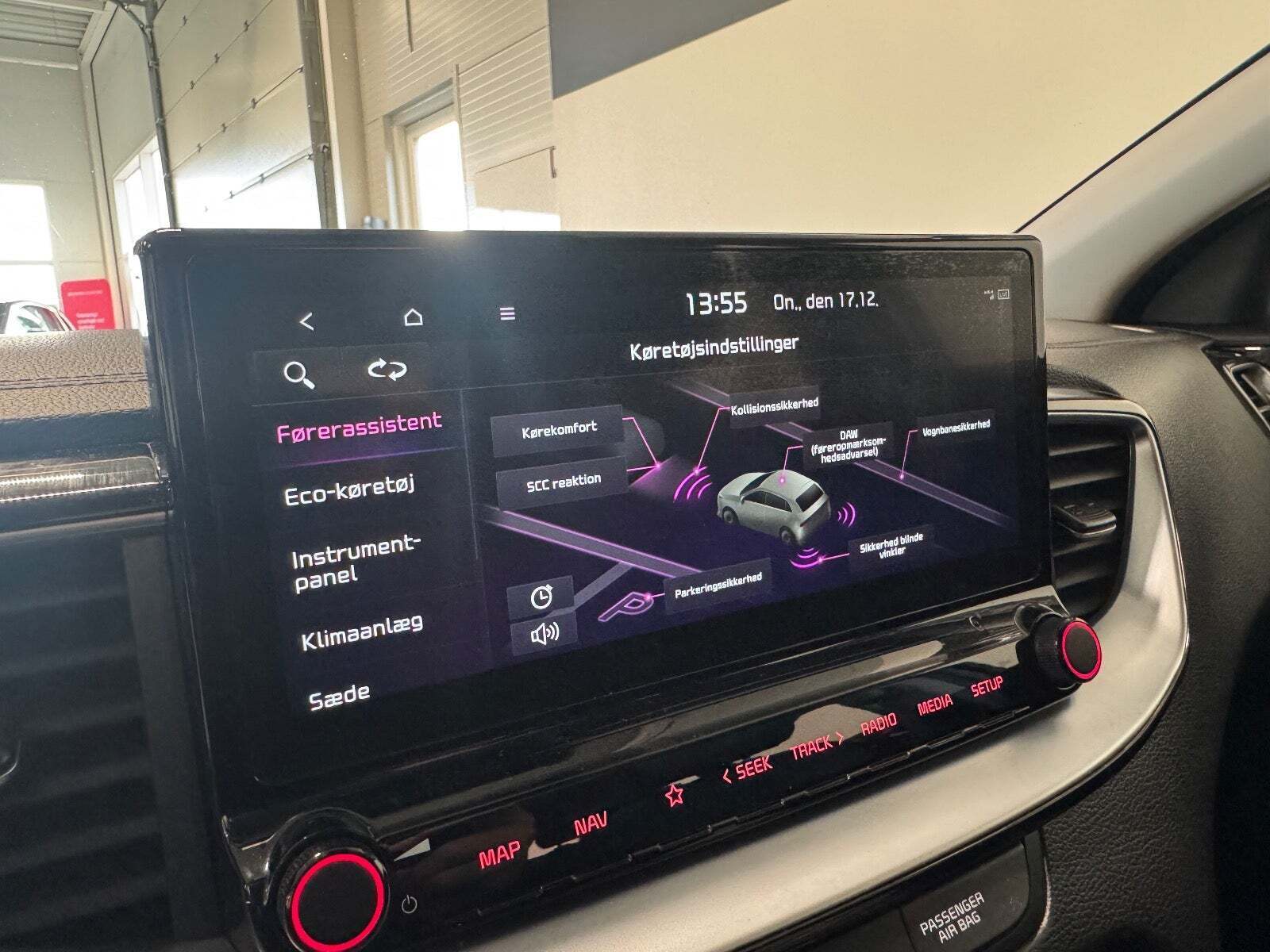 Grå Kia Ceed fra 2020