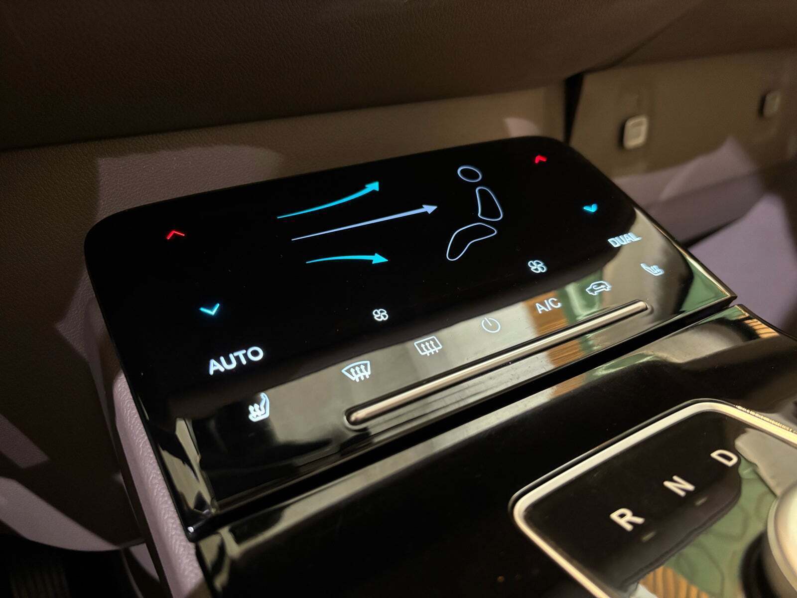 Hvid Aiways U5 fra 2021