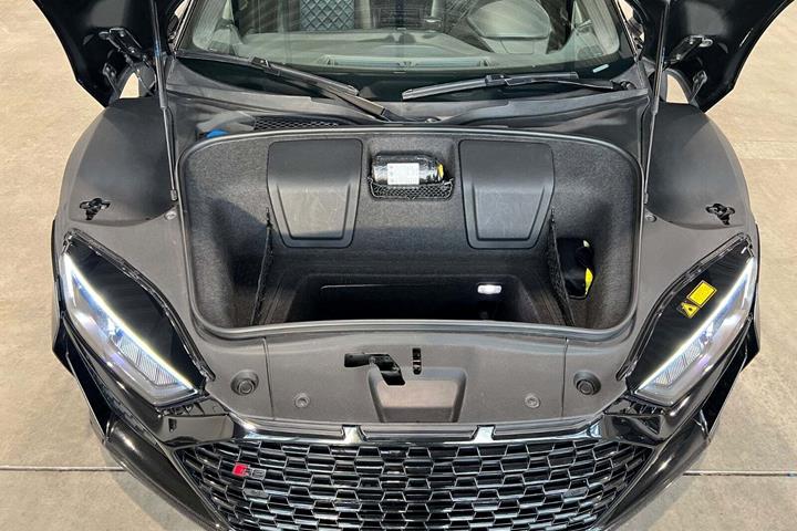 Sort Audi R8 fra 2020