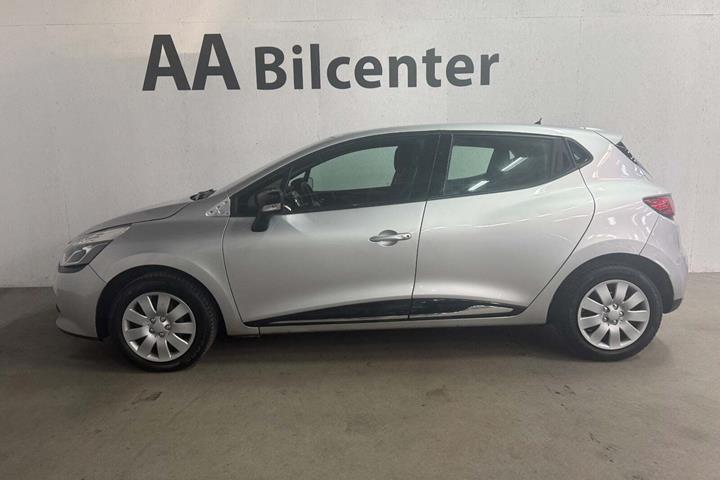 Sølv Renault Clio IV fra 2014