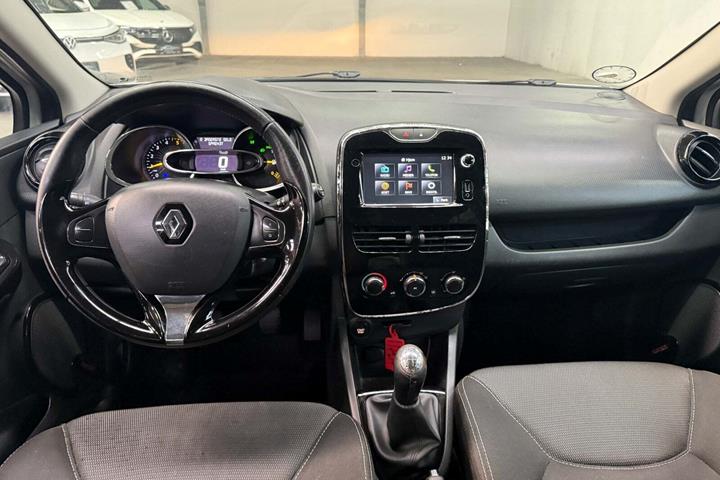 Sølv Renault Clio IV fra 2014