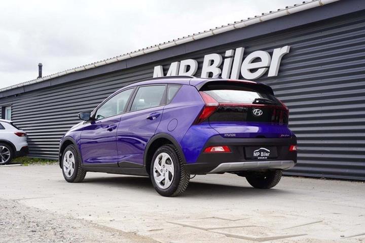 Blå Hyundai Bayon fra 2022