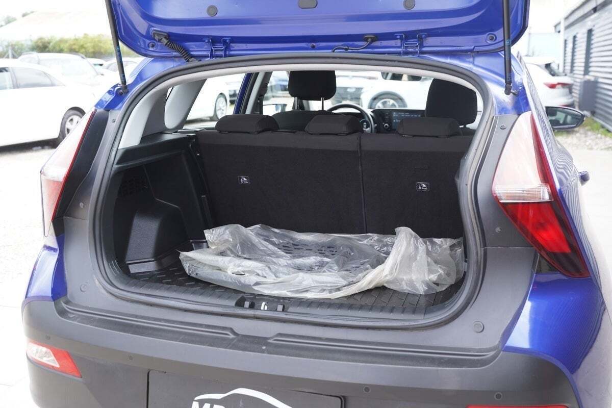 Blå Hyundai Bayon fra 2022