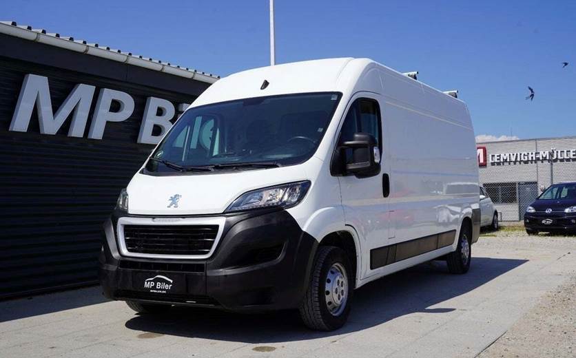 Peugeot Boxer 335 2,2 BlueHDi 140 L3H2 Premium