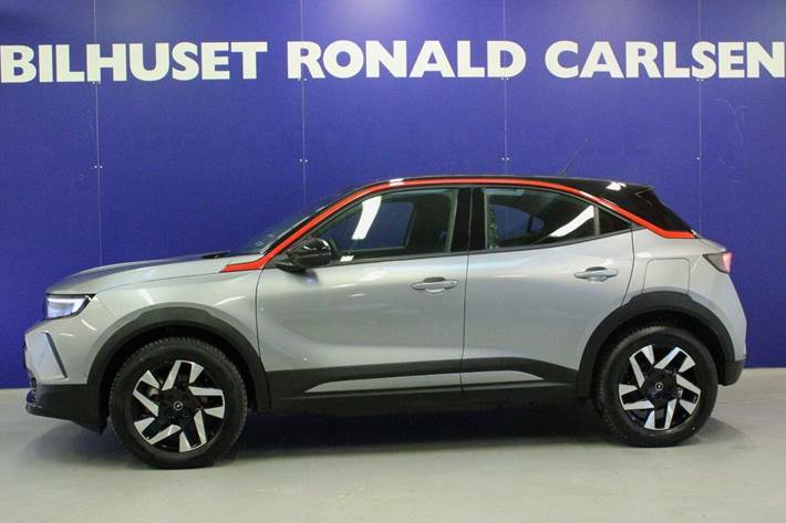Sølv Opel Mokka-e fra 2023