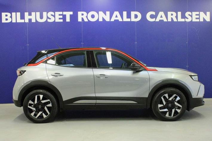 Sølv Opel Mokka-e fra 2023