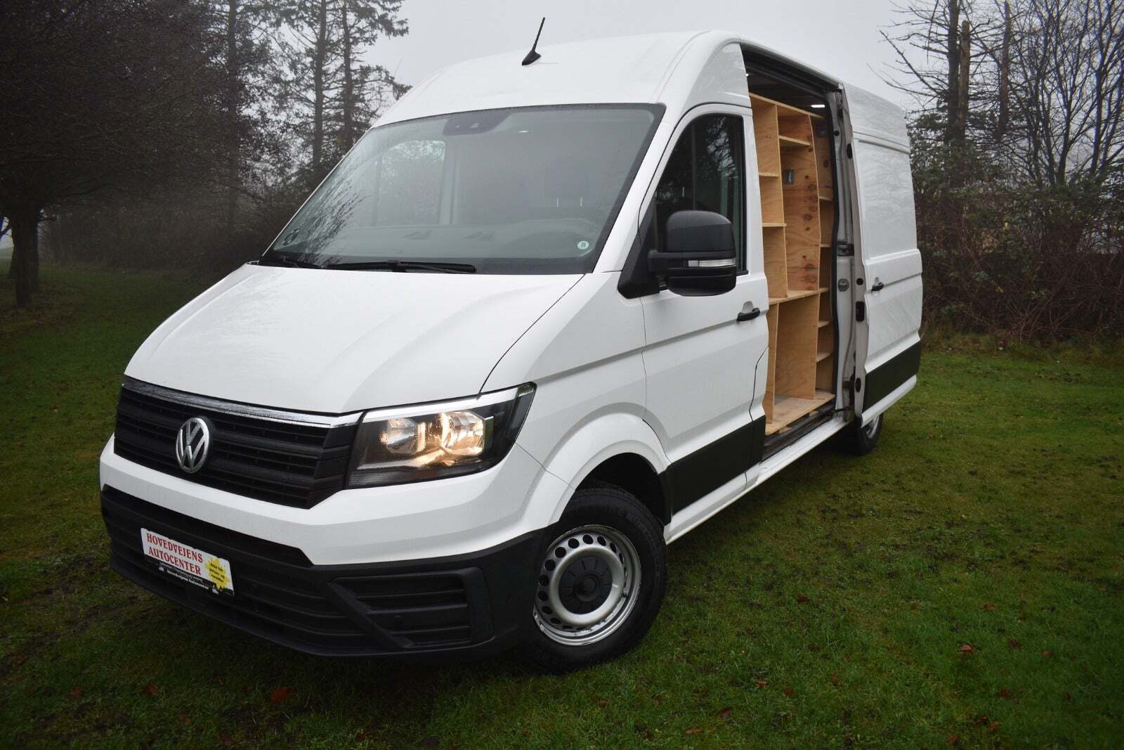 VW Crafter 35 2,0 TDi 177 Kassevogn L3H3 aut.