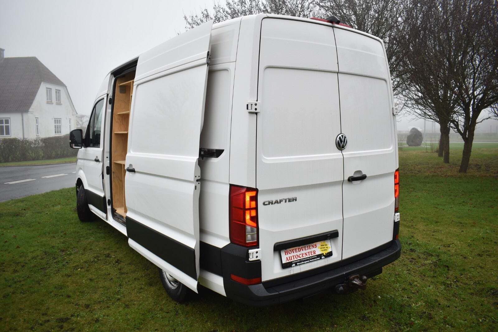 VW Crafter 35 2,0 TDi 177 Kassevogn L3H3 aut.