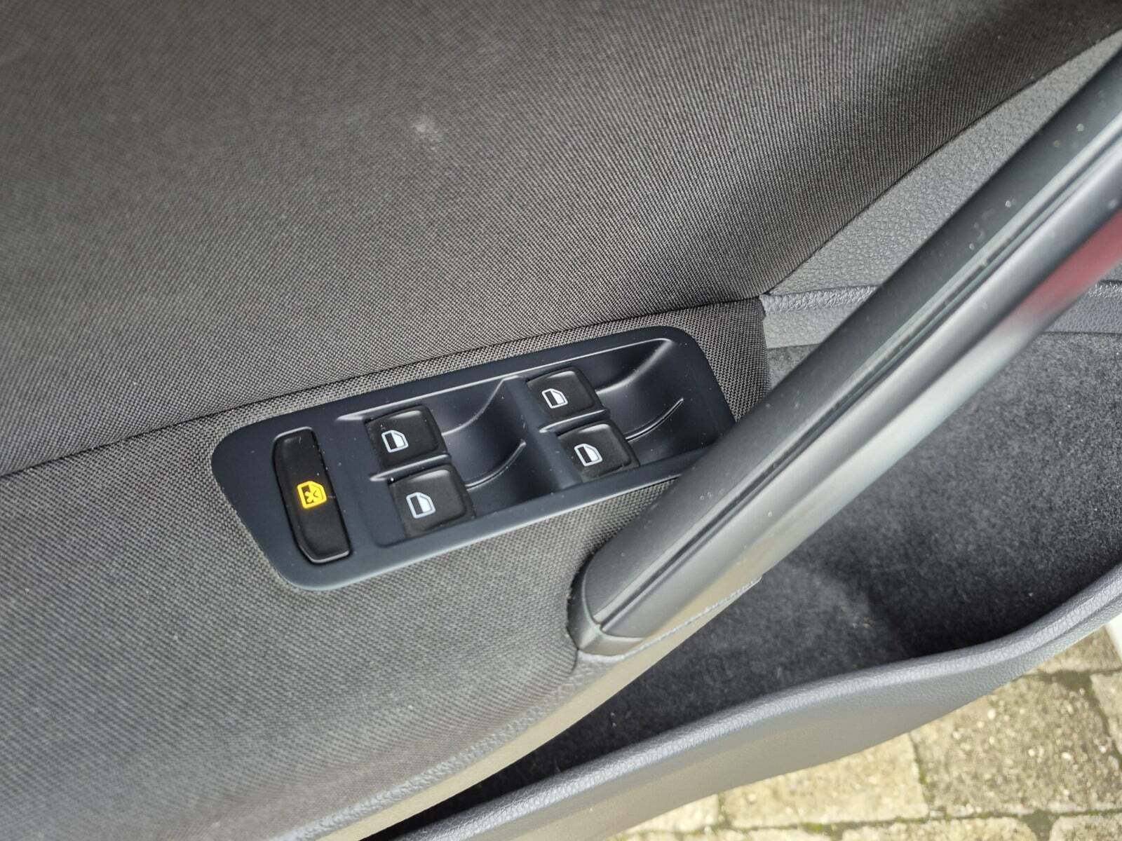 Hvid VW Golf VII fra 2015