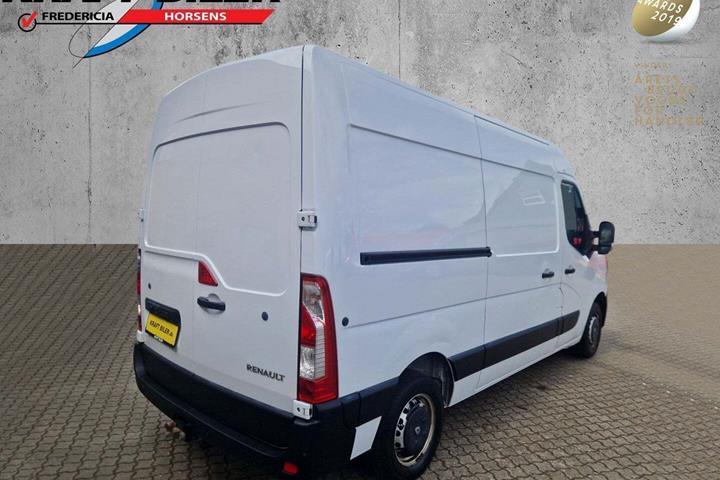 Hvid Renault Master IV T33 fra 2019